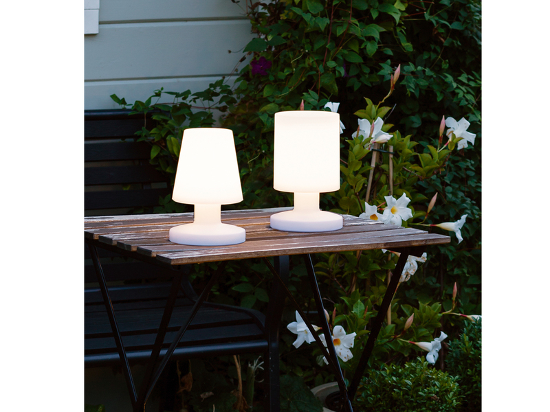 Wiederaufladbare LED Garten Tischleuchte Dekoleuchte / meine